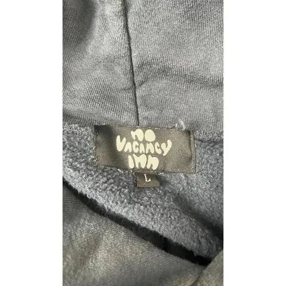 NO VACANCY INN TIE DYE STREETWEAR HOODIE - Picture 6 of 6